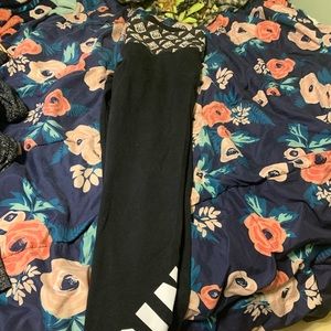 VS PINK YOGA PANTS L